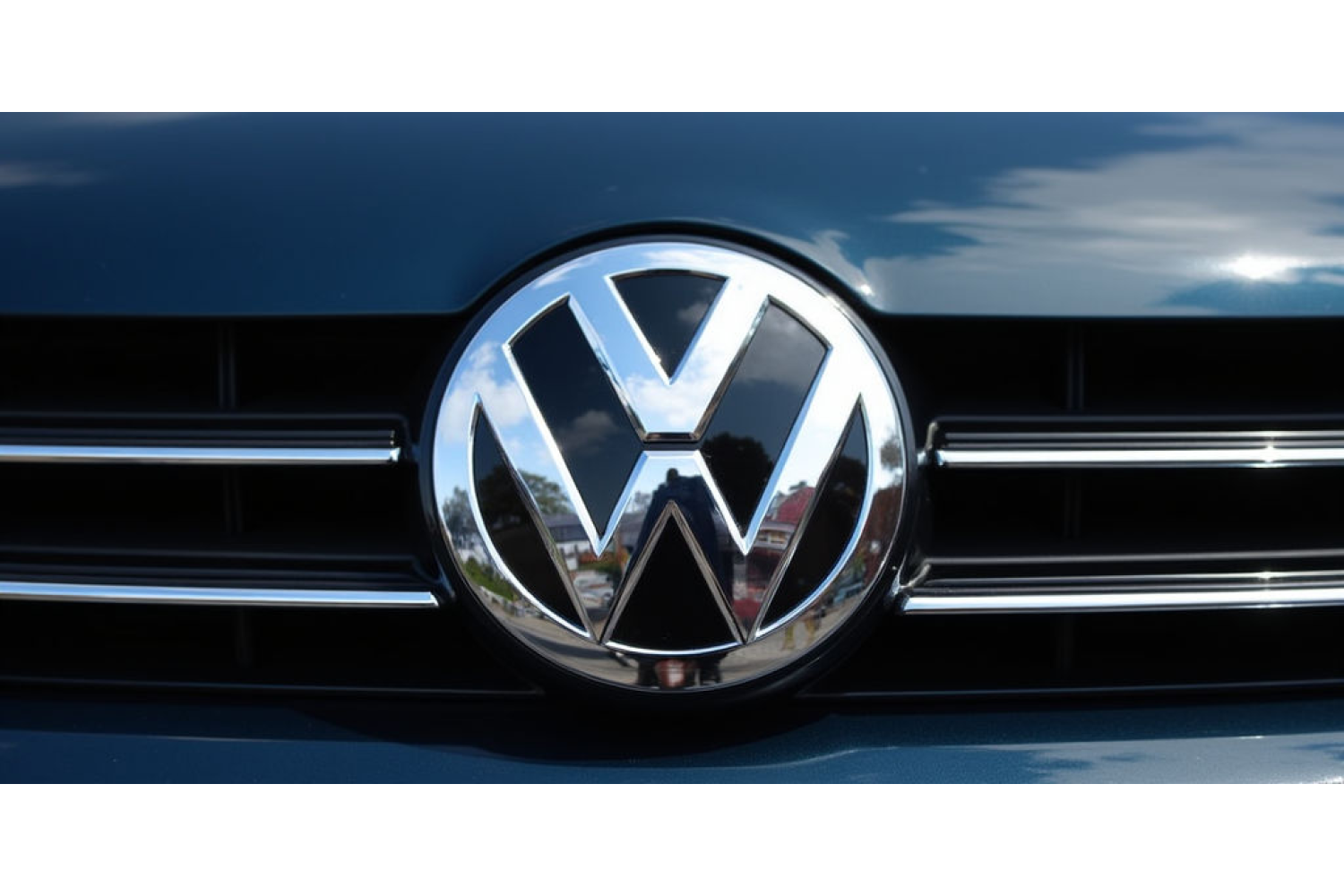 Как выбрать моторное масло для VAG (VW, Audi, Škoda, SEAT): допуски, вязкость и практическое руководство